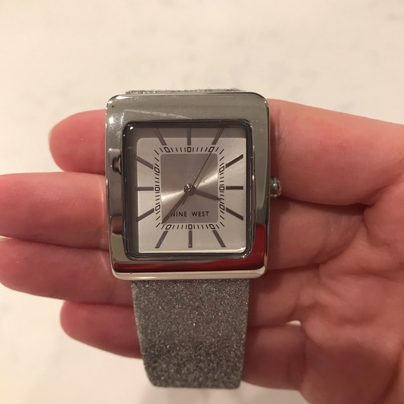 Silver Watch - Picture 2 of 3